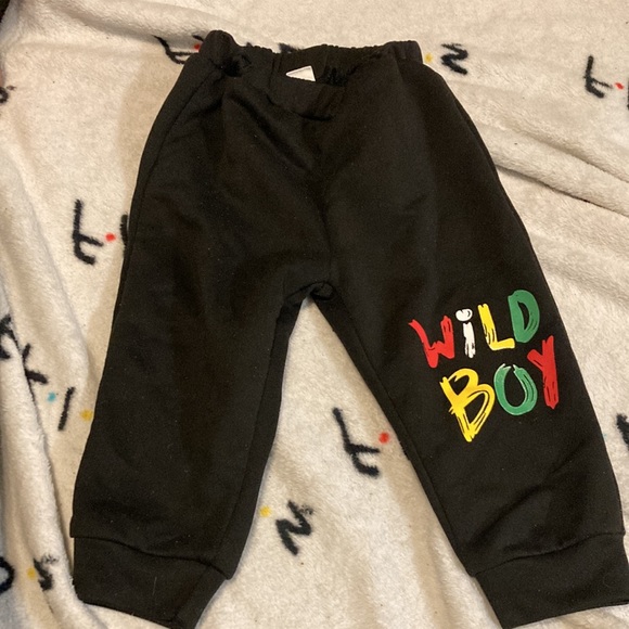 Joggers - Picture 2 of 6